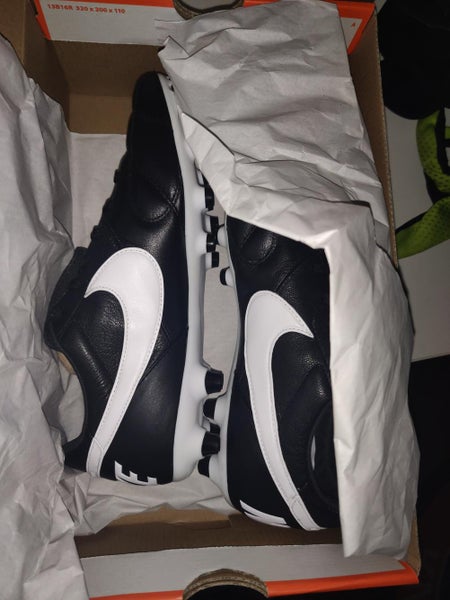 Nike Premier II FG Cleats Men's 8.5.Brand new
