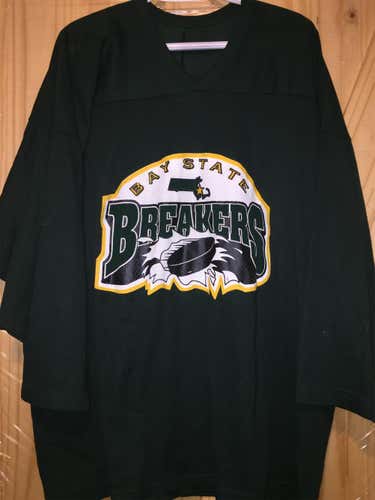 BAY STATE  BREAKERS    GREEN USED PRACTICE  JERSEY #5