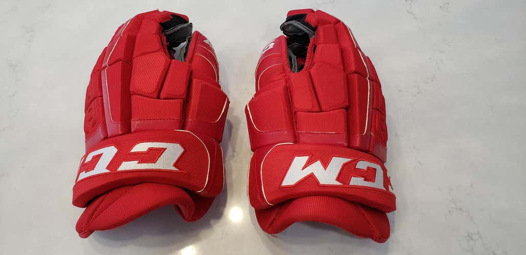Red Senior CCM Gloves 15"