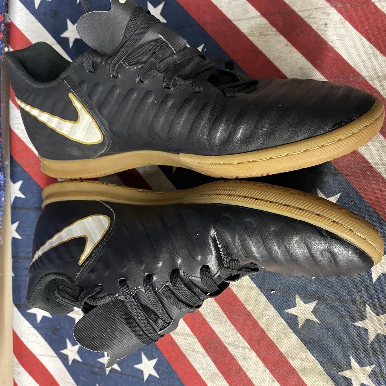 nike tiempo x indoor soccer shoes
