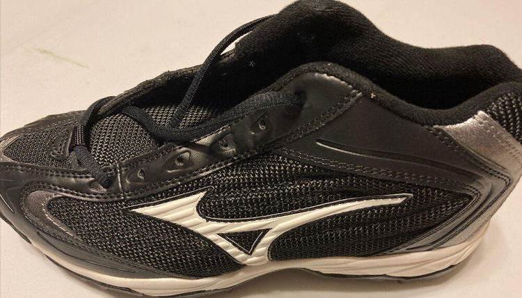mizuno 9 spike blast