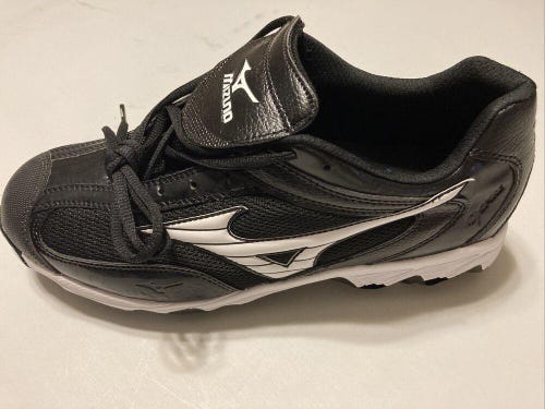 NIB Mizuno 9 Spike Swift Low Women’s Softball Shoes Black Sz. 11.5 Free Shipping