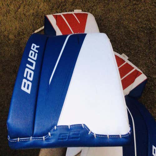 White Senior 34" Bauer 3S goalie  Goalie Leg Pads