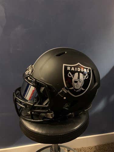 Used Youth Riddell Speed Helmet