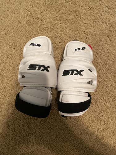 Used Extra Large STX Stallion Arm Pads