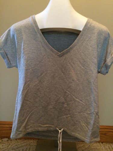 NWT Calia by Carrie Underwood Effortless SS Top in Heather Grey Small Free Ship