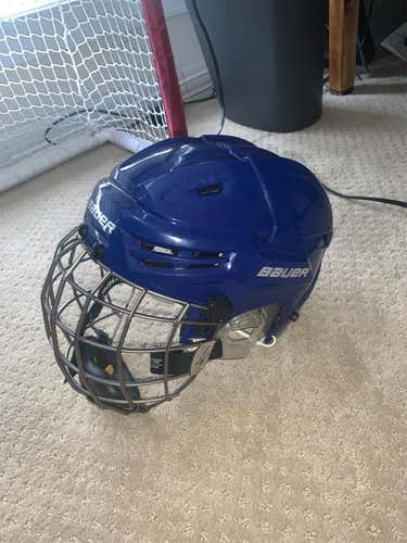 Used Small Bauer Re-Akt Helmet