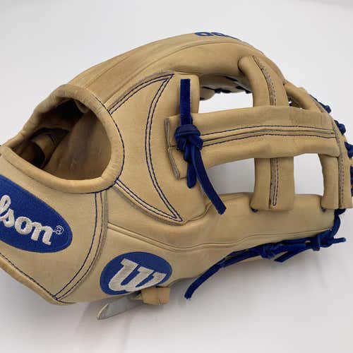 Used Right Hand Throw A2000 11.75" Baseball Glove