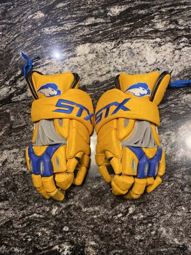 Hofstra STX G22 Lacrosse Gloves