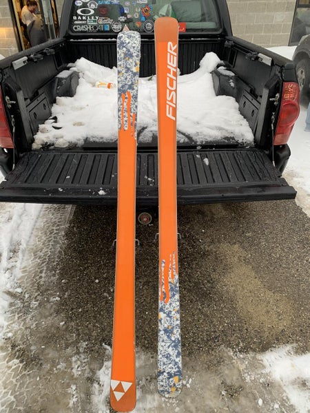 Used Men's Fischer All Mountain Addict Skis With Bindings Max Din 14 and ski boots