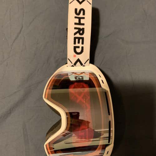 Lightly Used Shred Amazify Goggles With CBL Lens