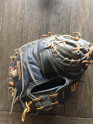 Black High School/College Catcher's A2000 33.5" Baseball Glove