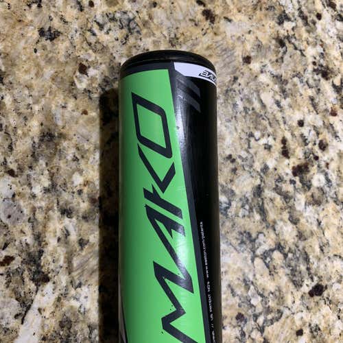 GENTLY USED MAKO!!  Easton Mako 30/19 (-11)