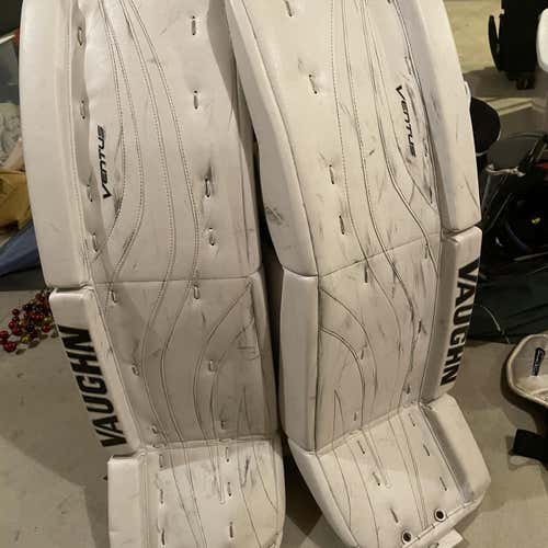 White Senior 33" Vaughn Ventus LT98 Goalie Leg Pads