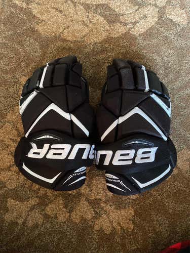 Black Used Bauer Vapor X800 14" Gloves
