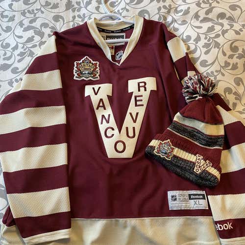Vancouver Millionaires Heritage Classic Replica Jersey And Toque