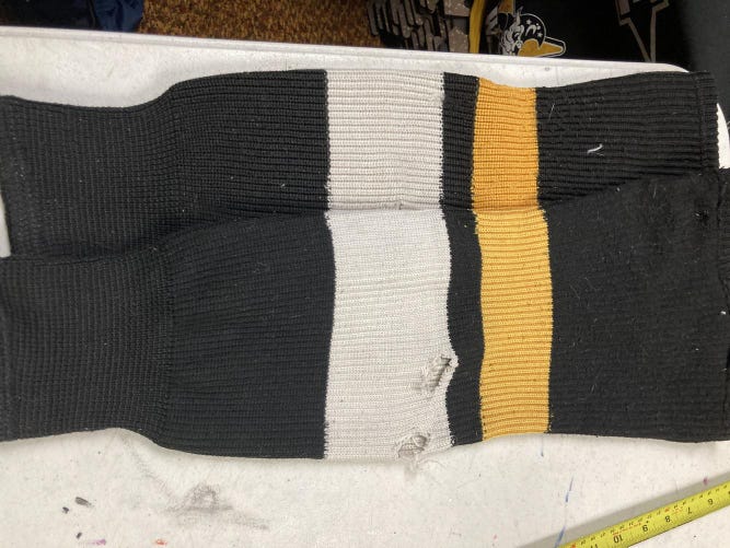 Black Used Intermediate Medium Other Socks