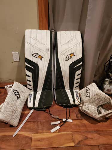 Used 33" Brian's Regular Optik Goalie Full Set