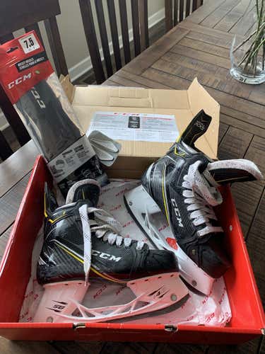 Used Senior CCM Super Tacks AS1 Hockey Skates Regular Width Pro Stock Size 7.5
