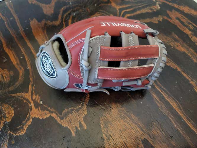 Japanese Model New Louisville Slugger 11.75"