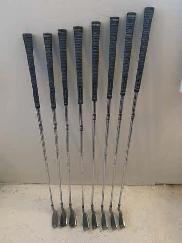 Men's Left Hand Regular Flex Steel Shaft Iron Set