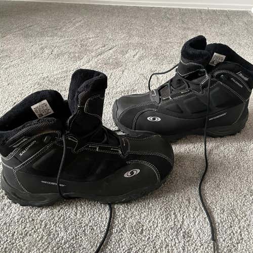 Black Men's Size 9.0 (Women's 10) Salomon Boots
