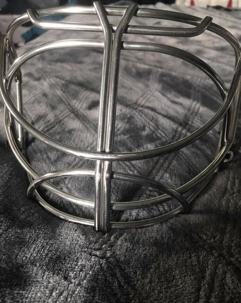 Bauer Sr Cat Eye Cage ( Please Read Entire Listening)