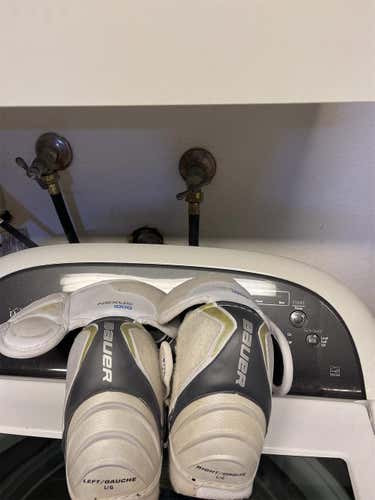 Junior Large Bauer Nexus 1000 Elbow Pads