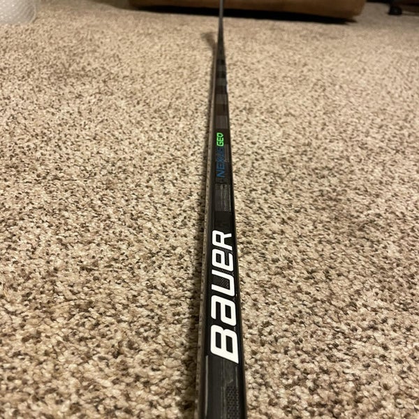 Senior Right Handed Nexus Geo Hockey Stick