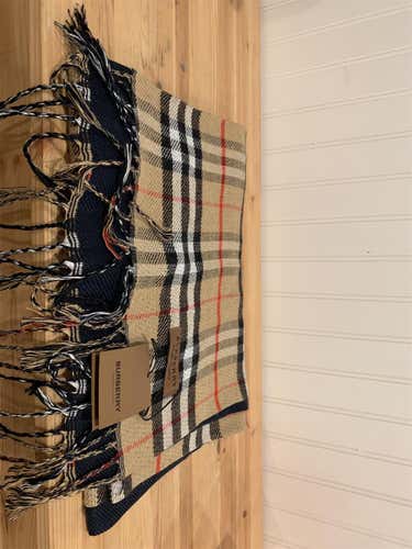 New Burberry Scarf
