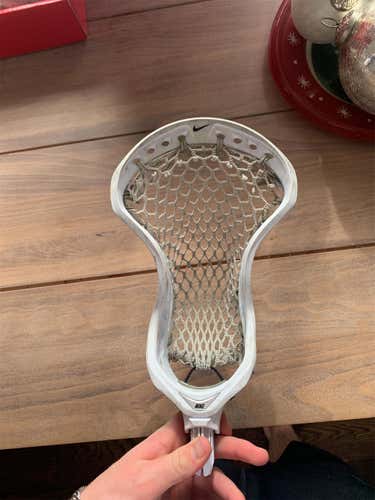 White Used FOGO Strung CEO 2 Head