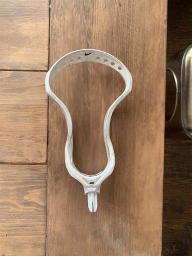 White Used FOGO Unstrung CEO 2 Head