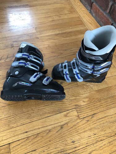 Salomon Ski Boots - Size 26.5 US 9
