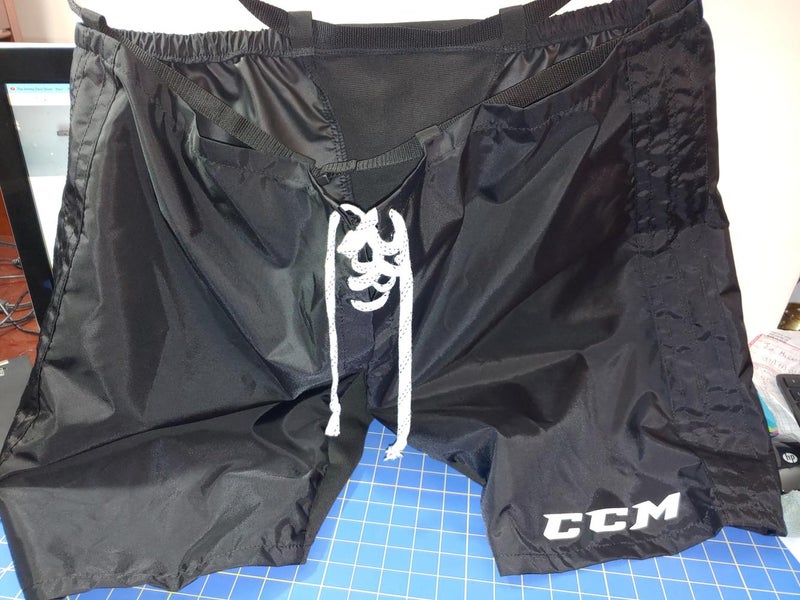 Used Senior Goalie P15G L- XL CCM Pant Shell