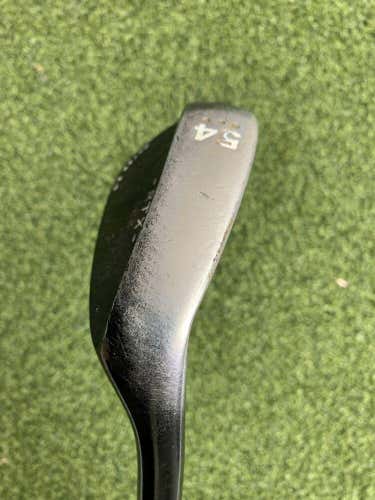 Cleveland 588 RTX 2.0 54* Wedge, Dynamic Gold Stiff Flex, RH