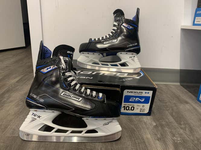 New Senior Bauer 2n Hockey Skates Size 10