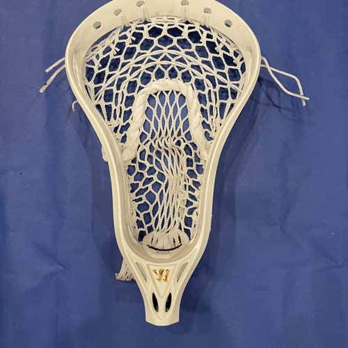White New Defense Strung Regulator Head. (HS)