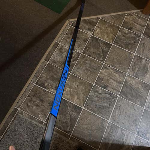 Senior Left Hand Nexus 2N Toe Pattern  Hockey Stick