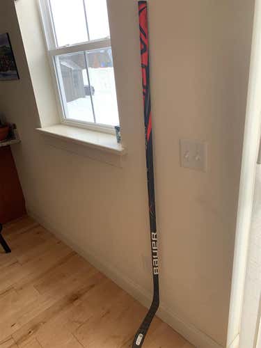 Senior Right Handed Vapor FlyLite P28 70 Flex Pro Stock