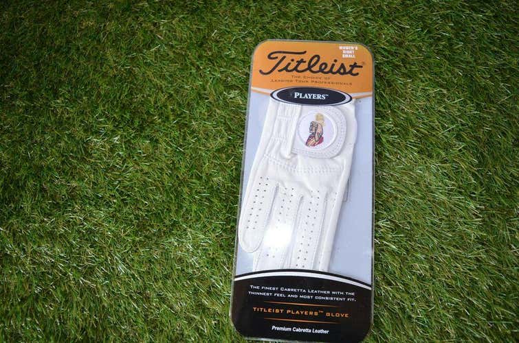 Titleist 	Womens Small 	Glove 	Right Handed