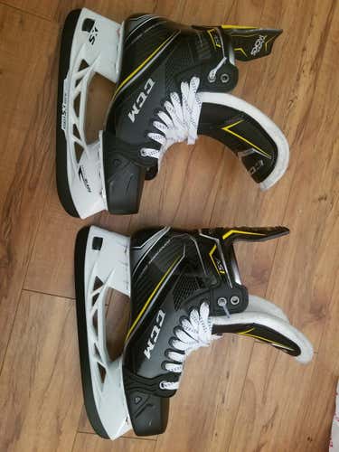CCM Super Tacks AS1 Skates 7.5EE