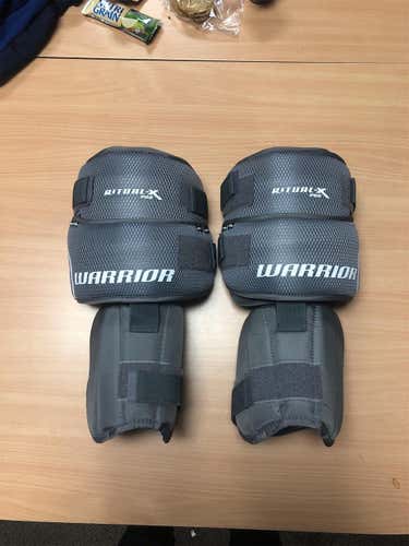 Warrior RitualX Pro Goalie Kneepad - Senior