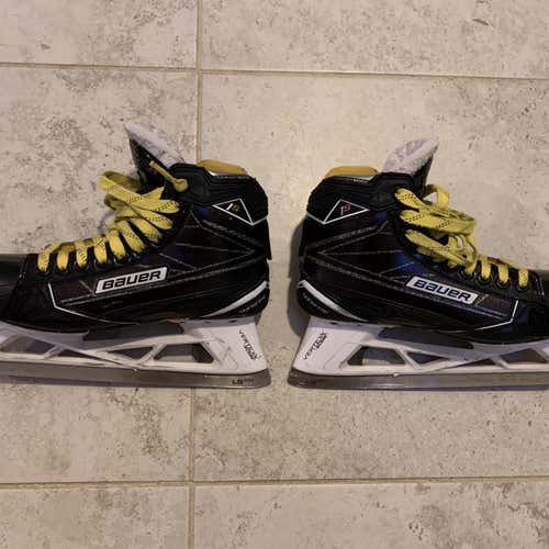 Senior Bauer Supreme 1S Regular Width  Size 10 Hockey Goalie Skates