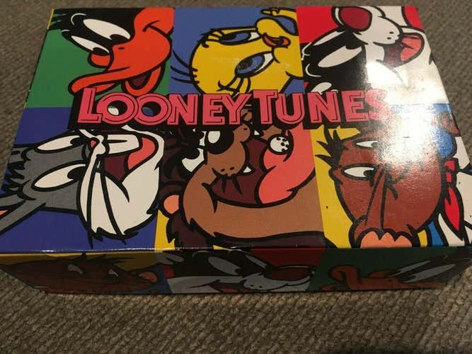 RARE! PRECEPT LOONEY TUNES CARTOON LOGO GOLF BALLS BUGS TAZ TWEETY DAFFY SPEEDY