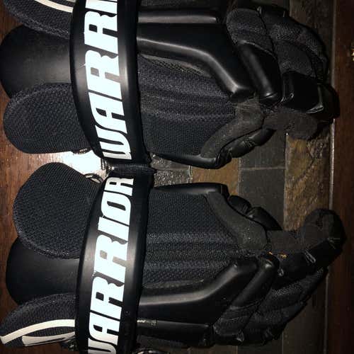 Black Used Player's Warrior  Lacrosse Gloves
