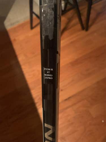 Senior Right Handed Nexus 2N Pro Mid Pattern Pro Stock Hockey Stick