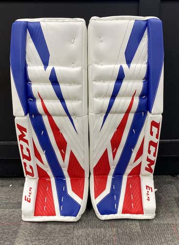 New CCM Extreme Flex 4.9 Sr Goal Pad | 33 +1 | White/Red/Blue