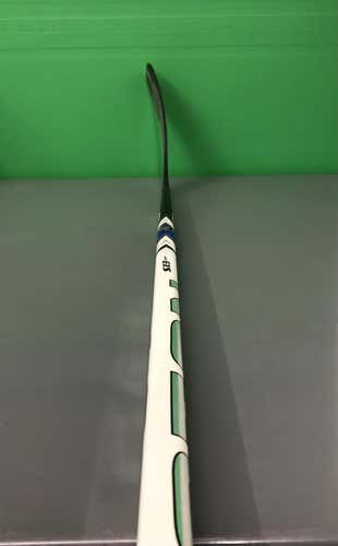 50 Flex Easton S13 Grip (Right Iginla Curve)