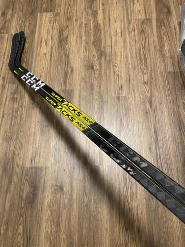 2 pack - CCM Super Tacks AS2 Pro RH 85 Flex P90