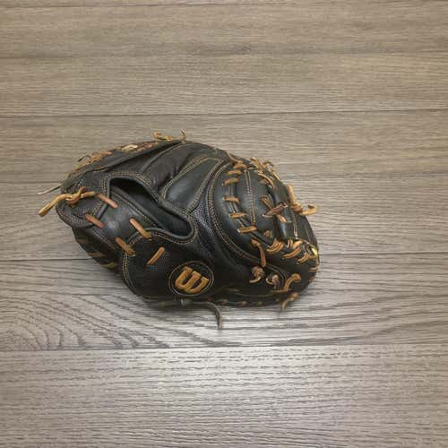 Wilson A2000 M1 33.5" Catchers Mitt